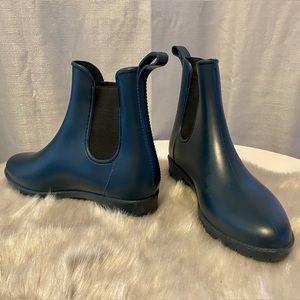Women’s Ankle Rain Boots